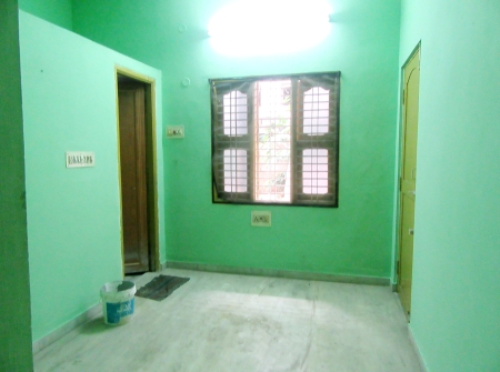 359117744-1)  Li id 396 - Bedroom With Attached Bathroom.jpg